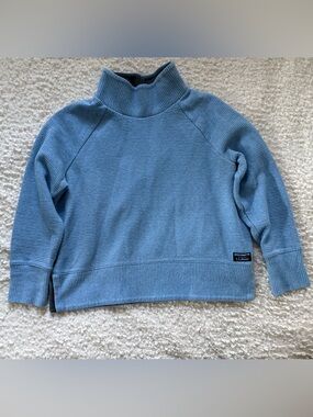 L.L. Bean Women’s Light Blue Ribbed Turtleneck Pullover